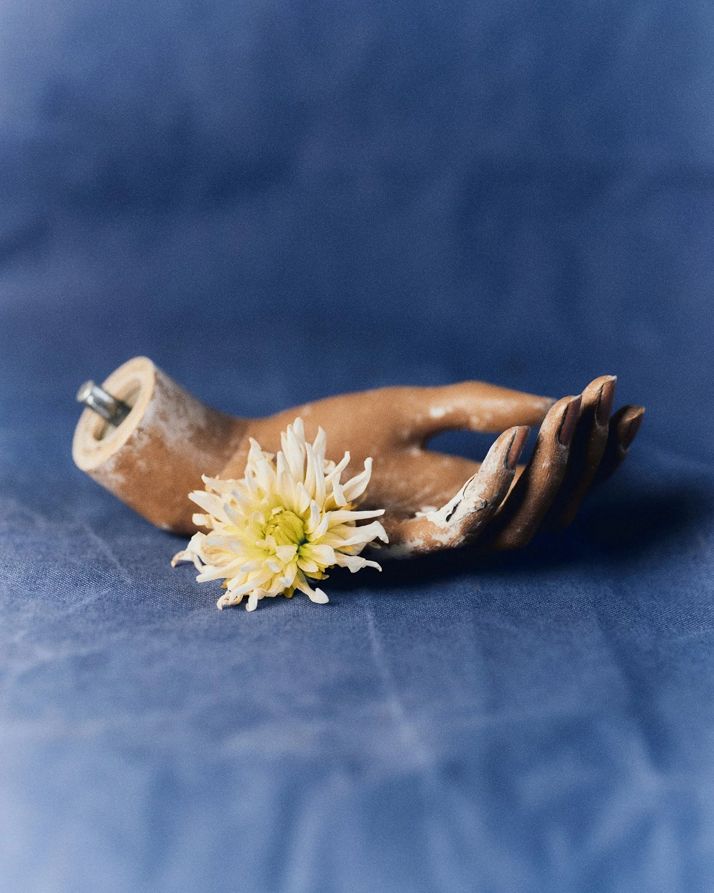 aurelie_joly_art_direction_photography_ARLES_ruines_14.jpg