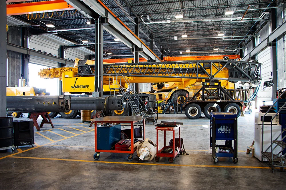 IMG_8499---Garage-crane-SMALL.jpg