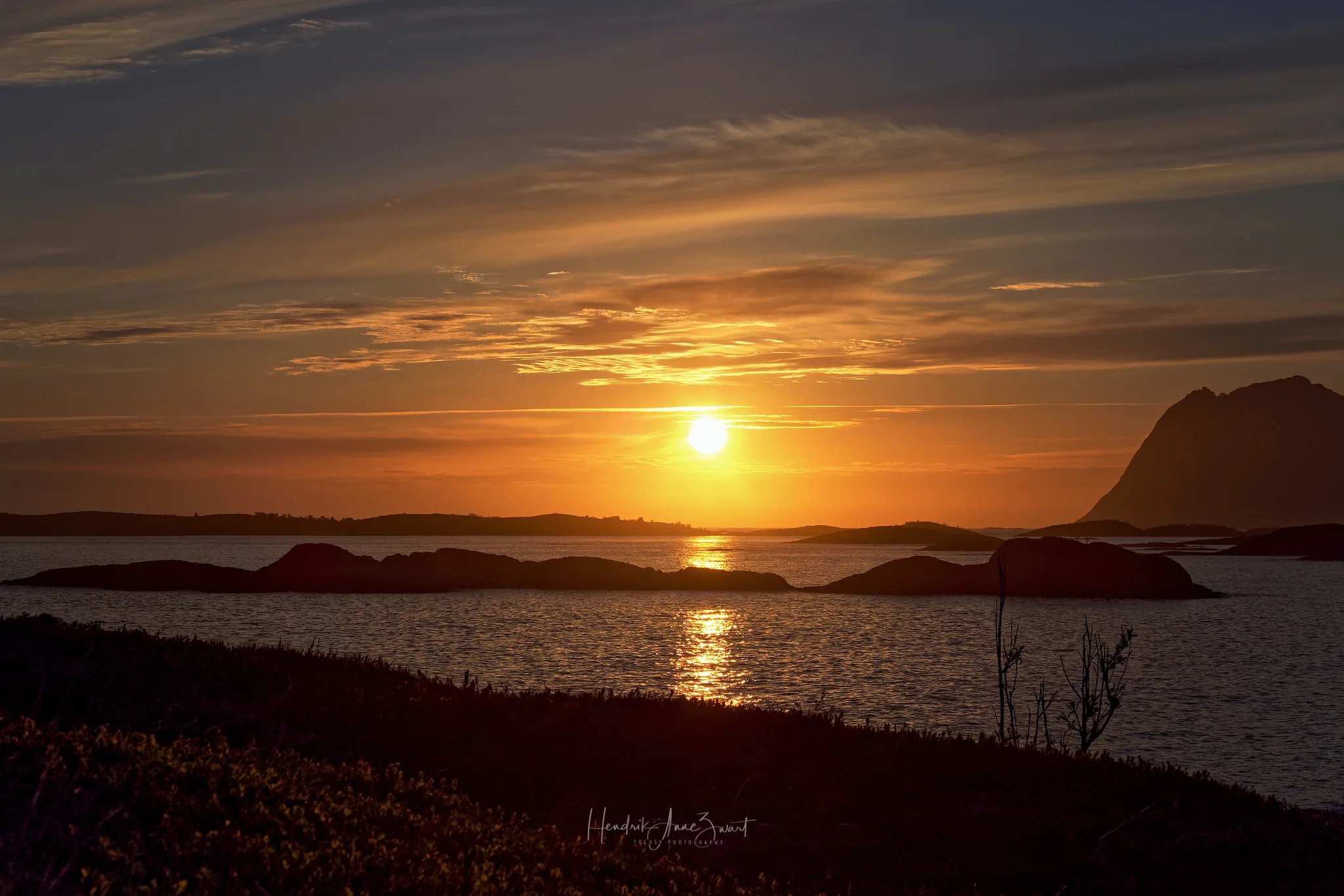 Hamn_midnightsun_Norway_4.jpg
