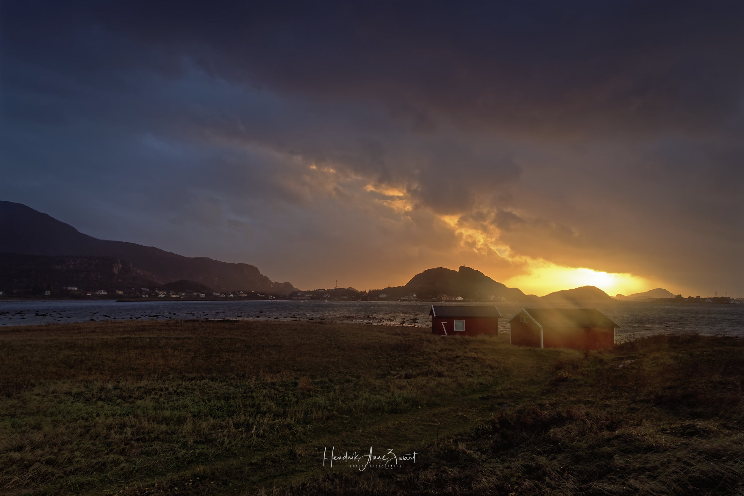 Nordskot_Norway_sunset_2.jpg
