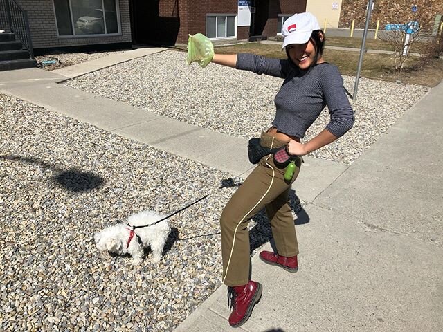 I&rsquo;m just a girl standing behind a dog asking him to hurry up and take a shit.