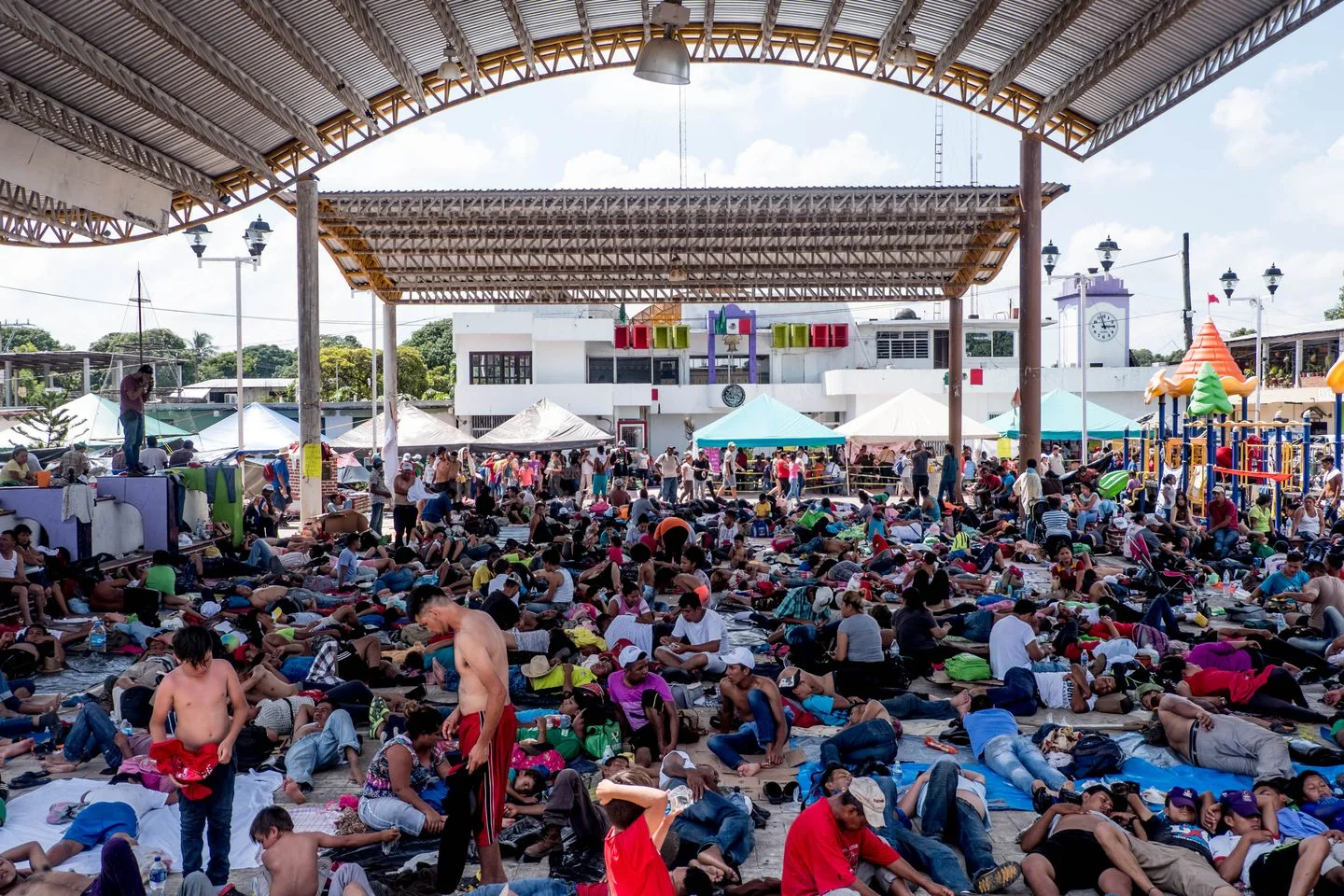 How to organize a 5,000-person migrant caravan