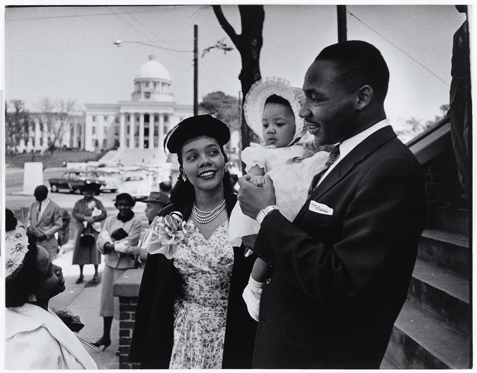 Martin Luther King Jr. with Coretta Scott King, Yolanda Denise King , 1956, Dan Weiner (1919–1959), National Portrait Gallery, Smithsonian Institution