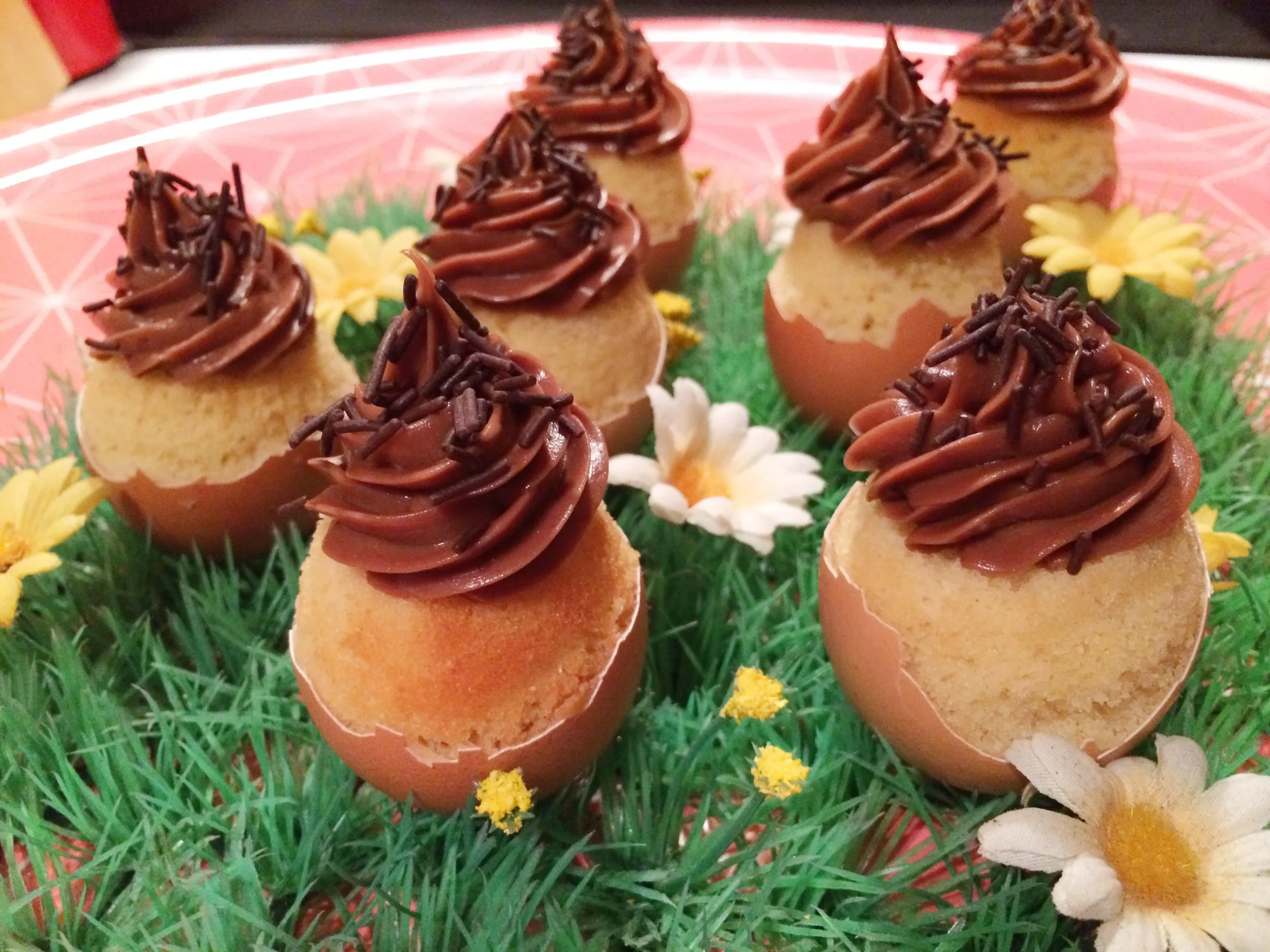 Easter Bake - Egg Shell Cupcakes