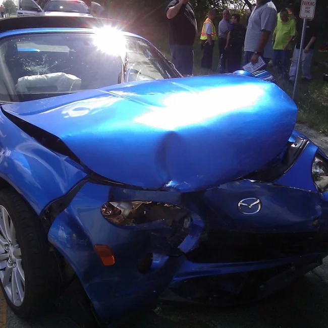 feb2touchmainSmashed-Car-Crashed-Smash-Accident-Auto-Crash-85320.jpg