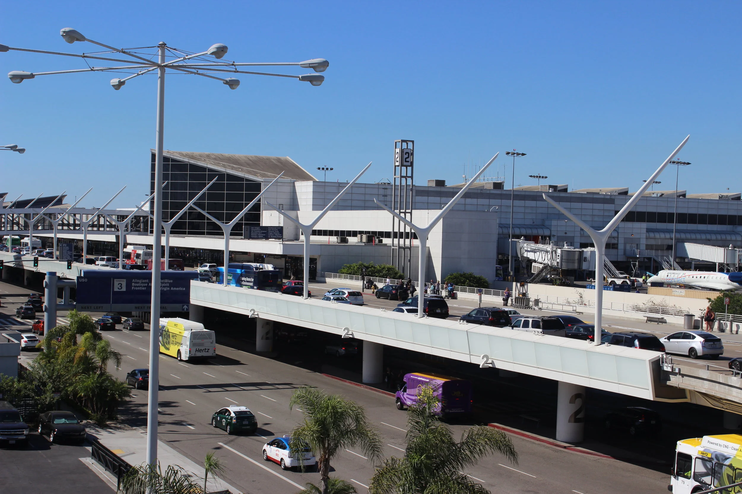 Terminal 2 outside.JPG