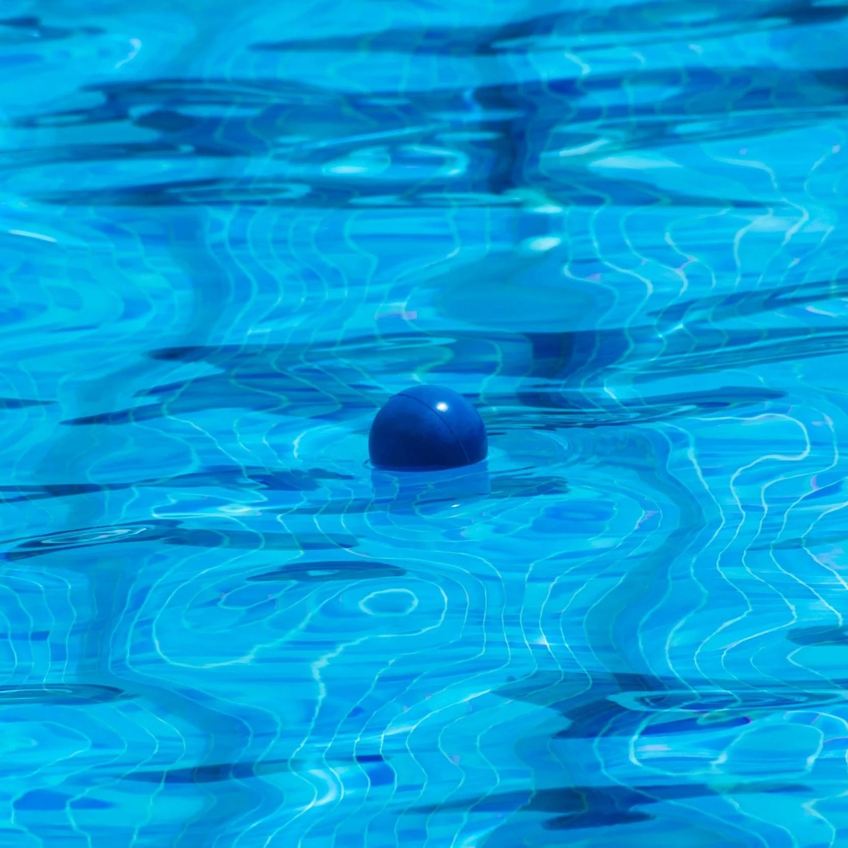 Making Waves: How Aquatic Therapy Helps You Heal Faster Without the Strain