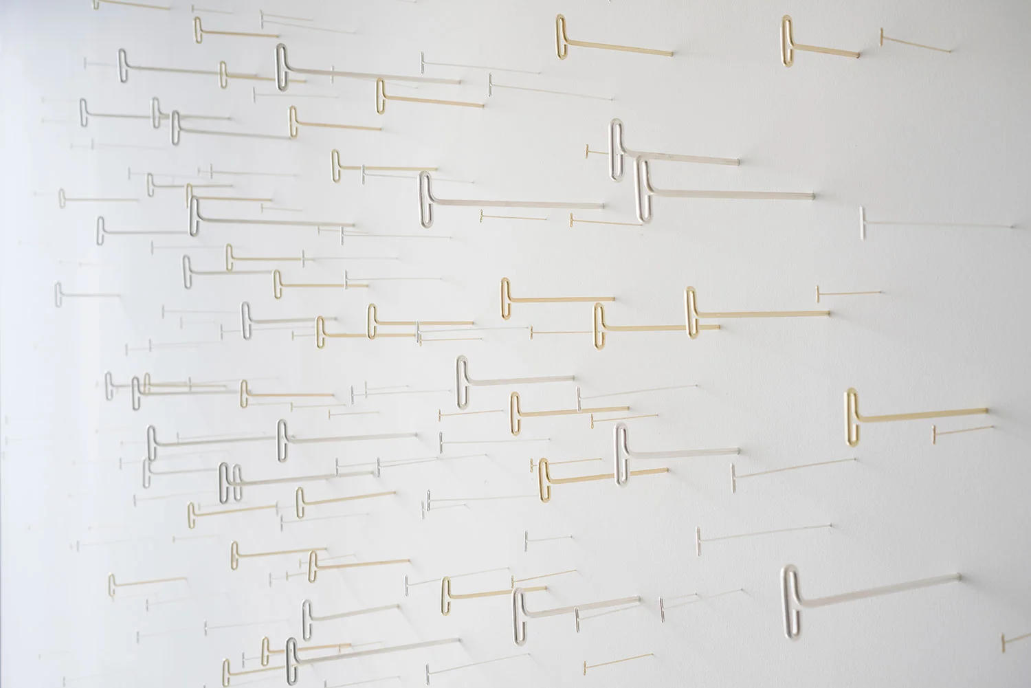 lv_18_pins_05.jpg