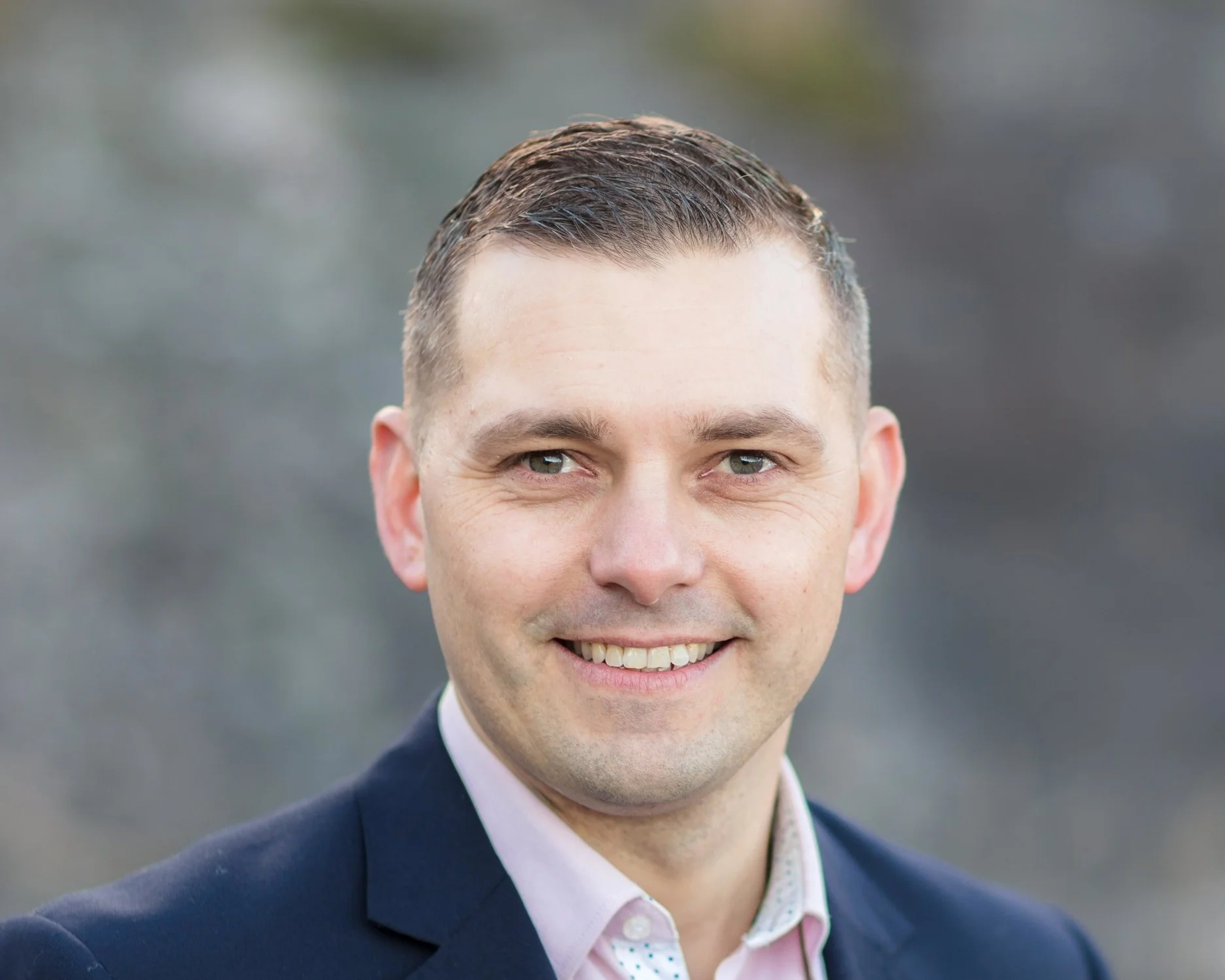 Fredrik Alkenhoff Executive Director, Sales & Marketing ➤ Kristiansand (Sør Arena) ☎ +47 473 89 454 ✉ fredrik@advantek.no