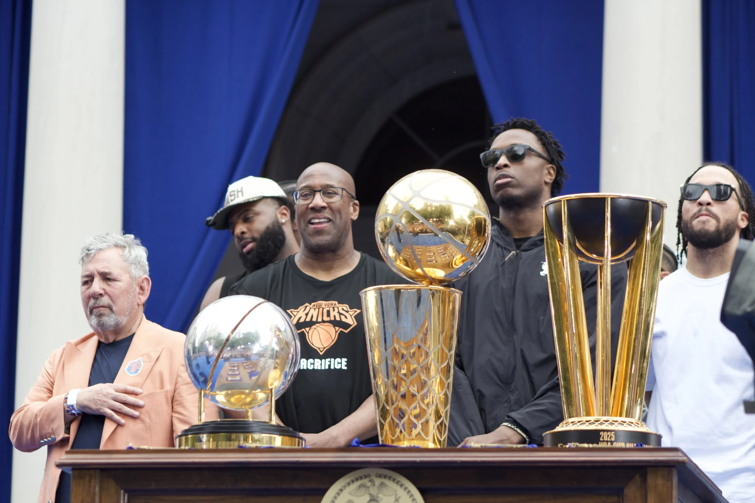 James Dolan, Mike Brown, Ogugua "OG" Anunoby, Jalen Brunson (front row L->R), Mitchell Robinson (2nd row L)