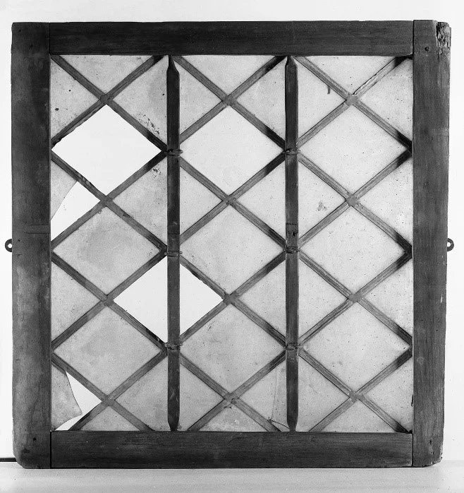 Figure 1. Leaded Casement Window, 17th century, Museum of Fine Arts, Boston. Accession No. 27.794. https://www.mfa.org/collections/object/leaded-casement-window-38287