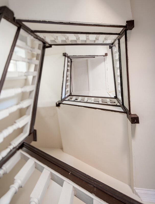 The 1705 original stair at cloverfields discussed in the video. Photo by Pete Albert