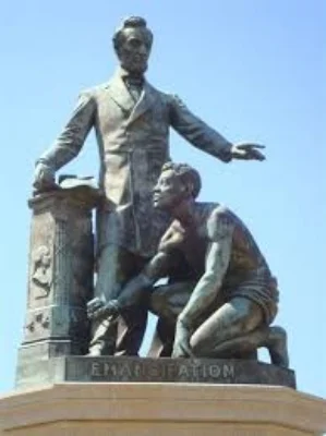 Lincoln Park statue.jpg