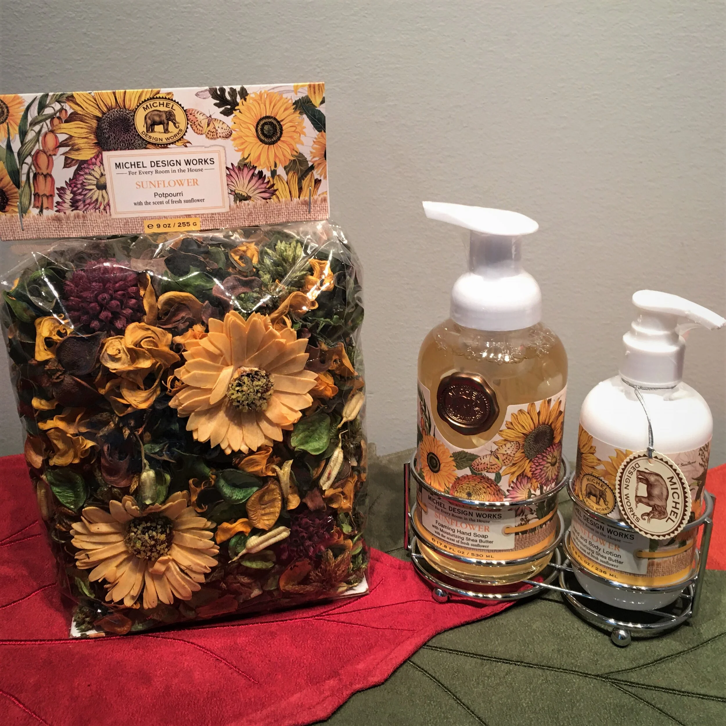 FALL CHRISTMAS 2020 010.JPG