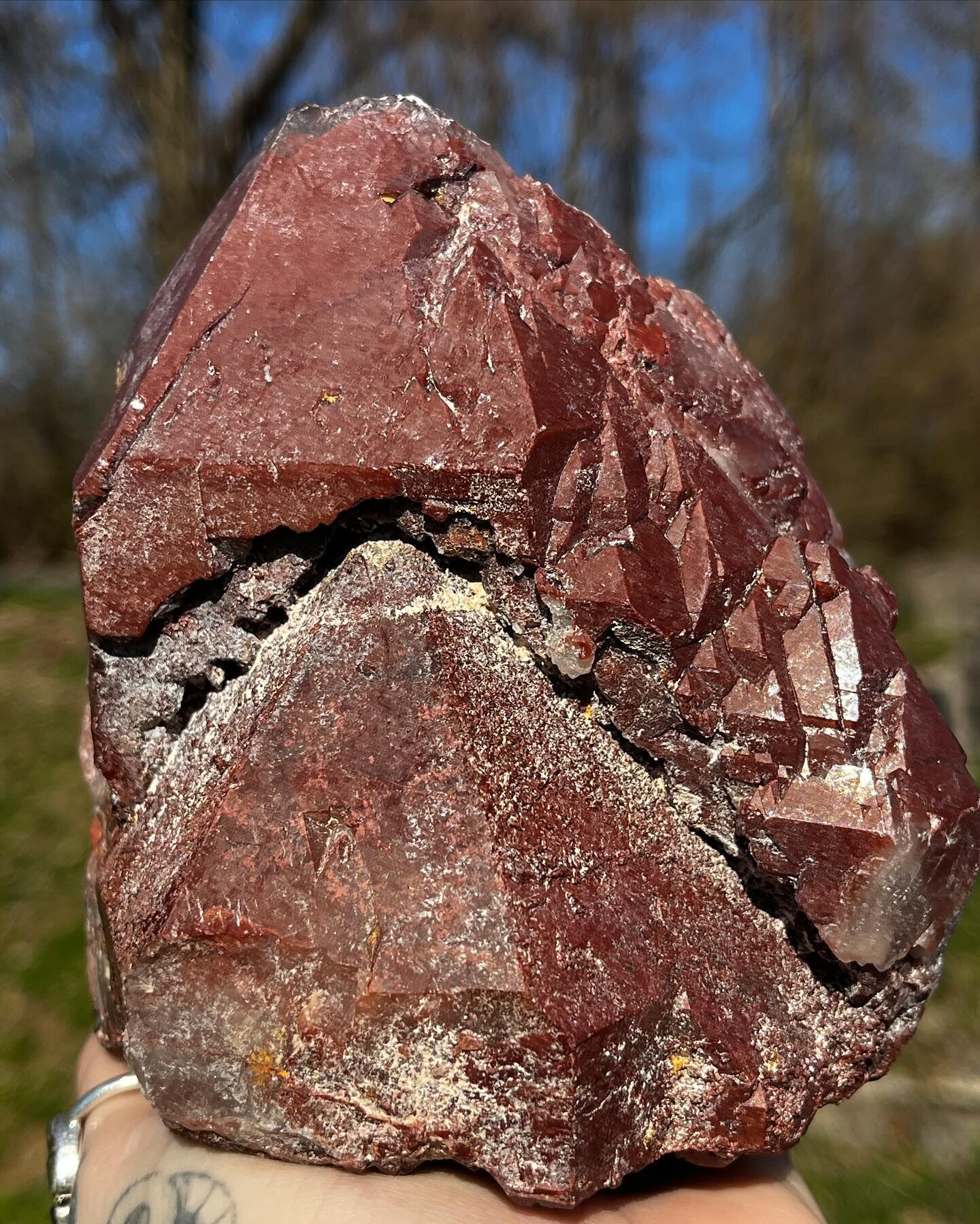 Gorgeous multi point red quartz from China❤️