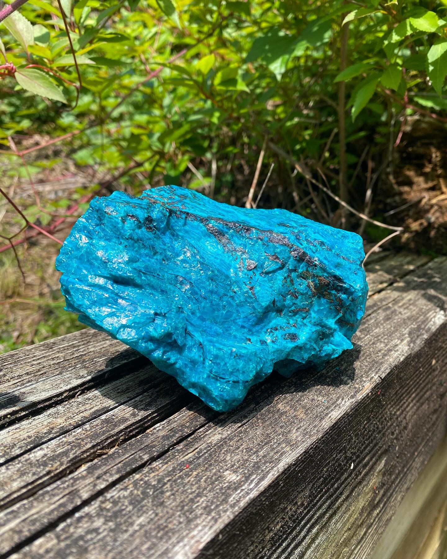 Stunning Chilean Blue Opal 🦋✨
The vibrant blue coloring is believed to be caused by the presence of chrysocolla dispelled within the opal ✨
&bull;
&bull;
&bull;
&bull;
&bull;
&bull;
&bull;
&bull;
&bull;
&bull;
&bull;
#opal #blueopal #chileanblueopal