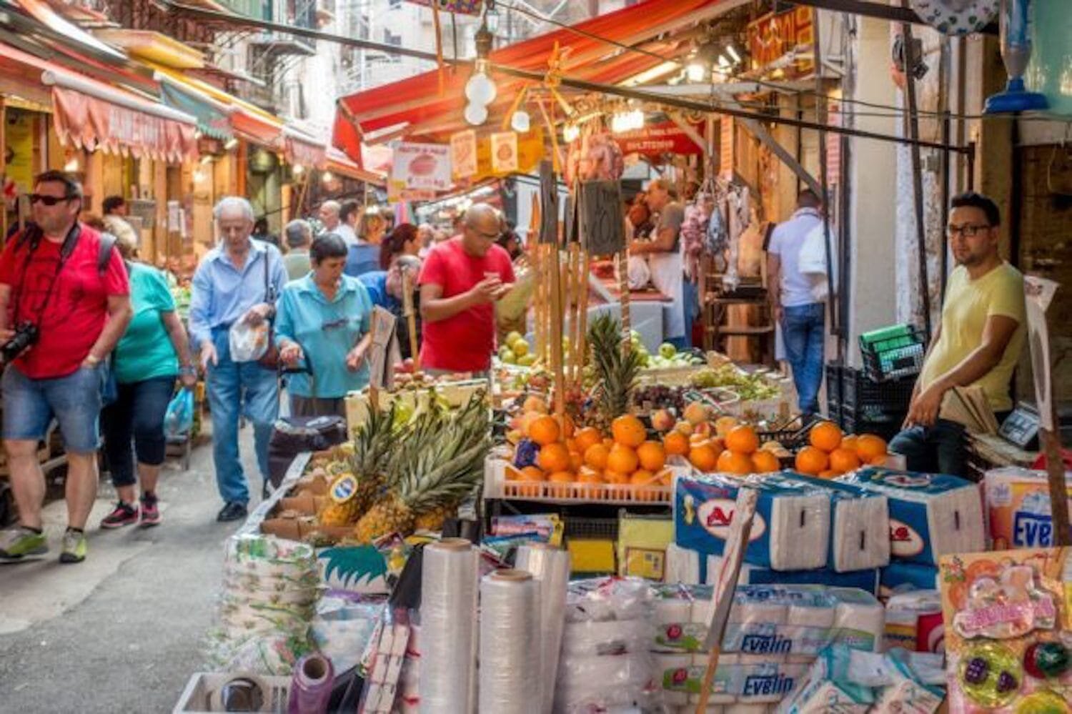 Food Market Tour and Travel Experience