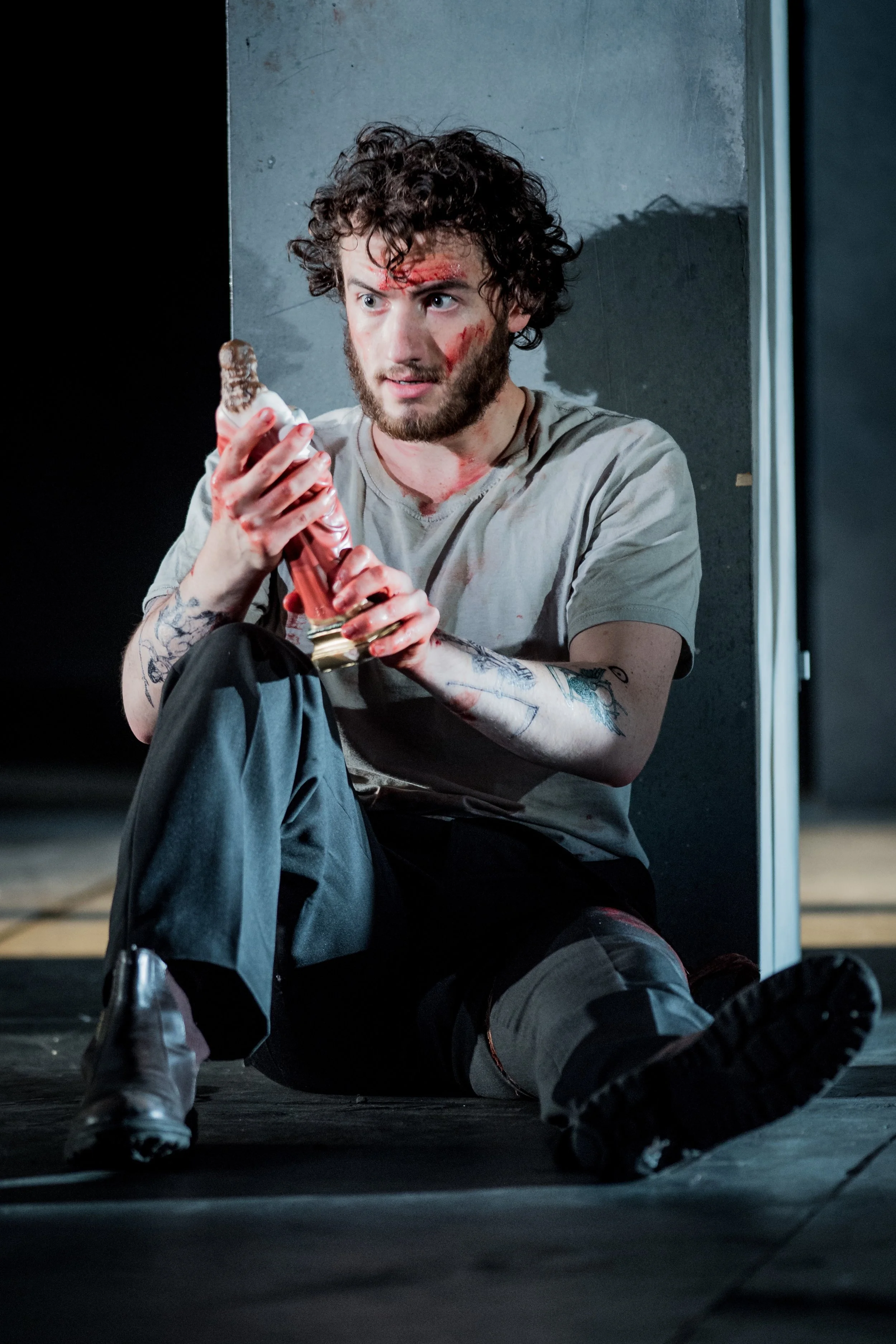 As Leporello in Don Giovanni, dir. James Hurley, British Youth Opera, September 2017. Photo by Robert Workman.