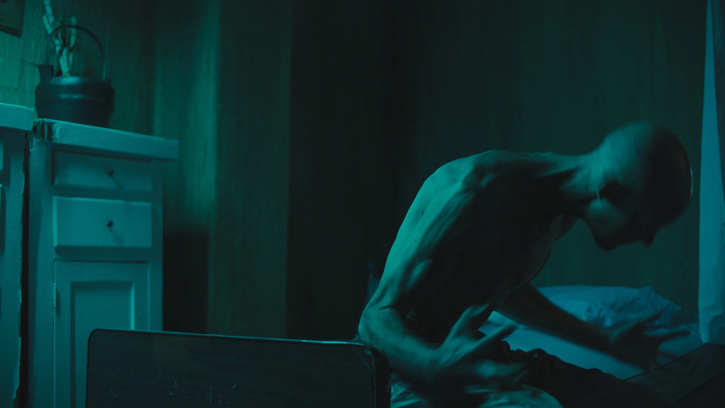 REZZ_MASTER_PRORES 422.00_03_36_12.Still039.jpg