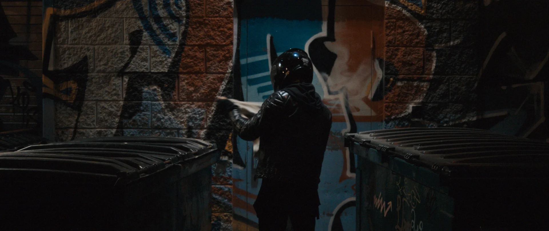 Sequence 01.00_02_21_00.Still030.jpg