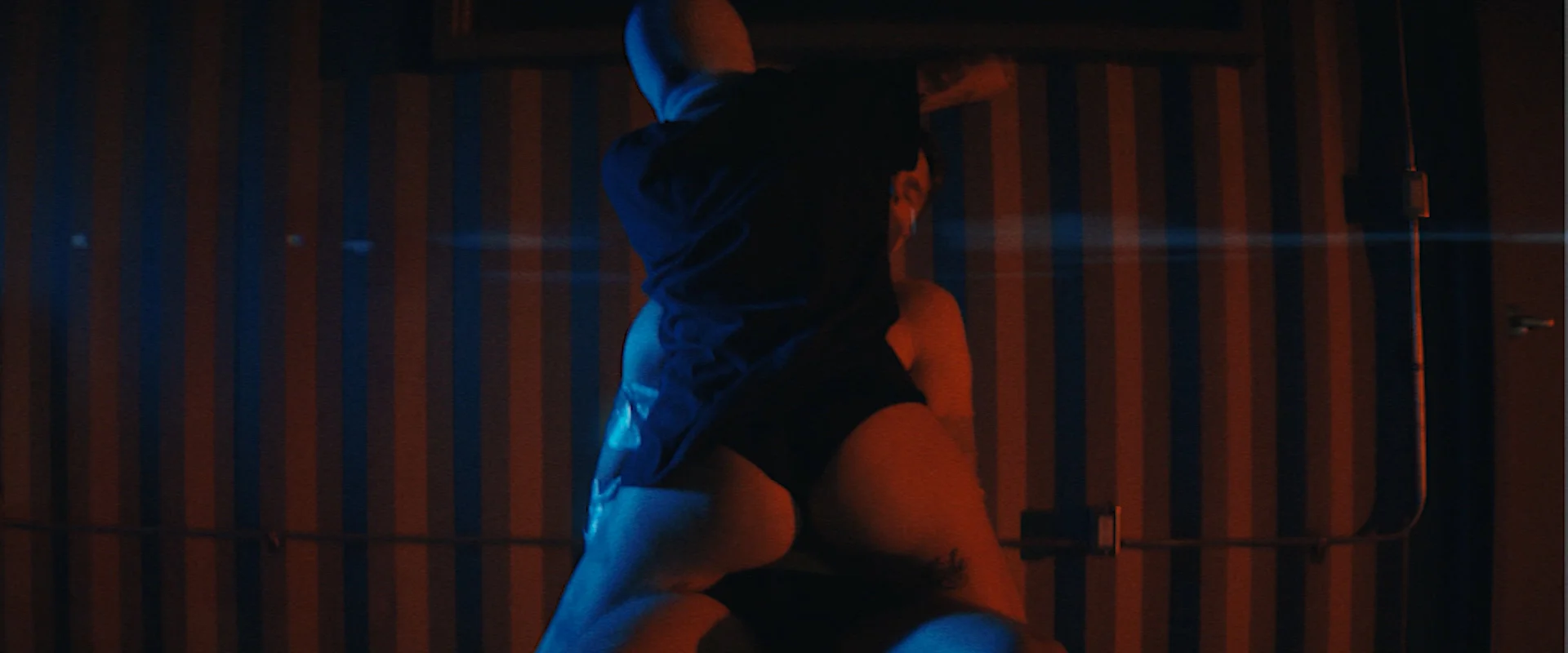 Sequence 02.00_02_33_21.Still028.jpg