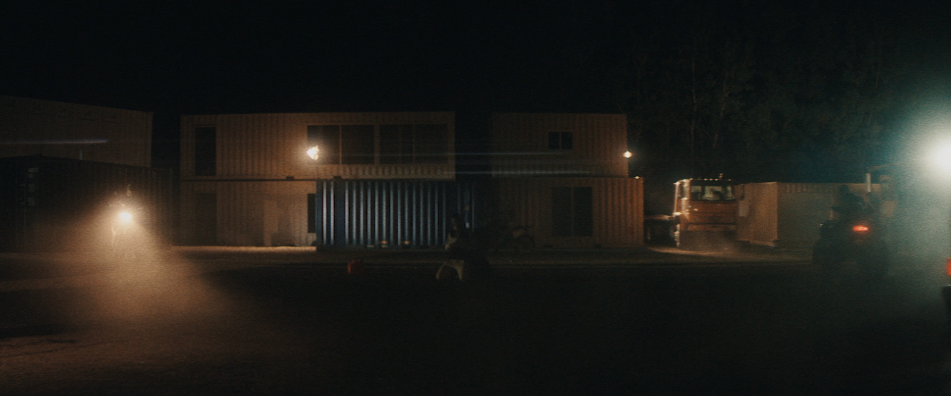 Sequence 02.00_02_39_07.Still030.jpg