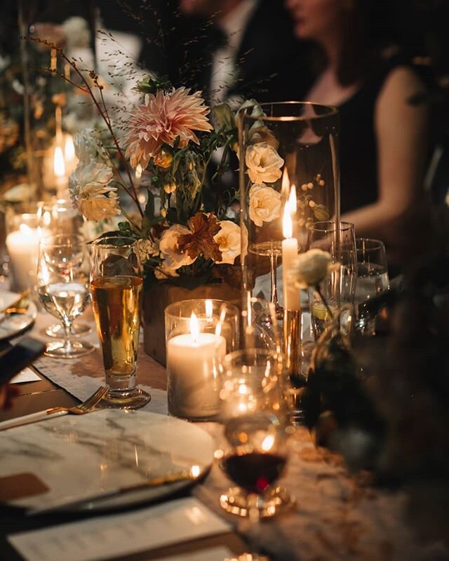 We always make sure your wedding or event looks amazing... in all lighting.

Planning @bisous_events 
Photo @_leannweston_