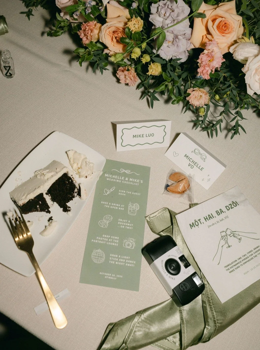 When you couple plans their whole day around guest experience and the PARTY! 🎉 M+M didn't come to play... with multiple dress changes, doing all her own custom stationery, open air portrait photobooth, k-pop dance performances, bubble tea station, d