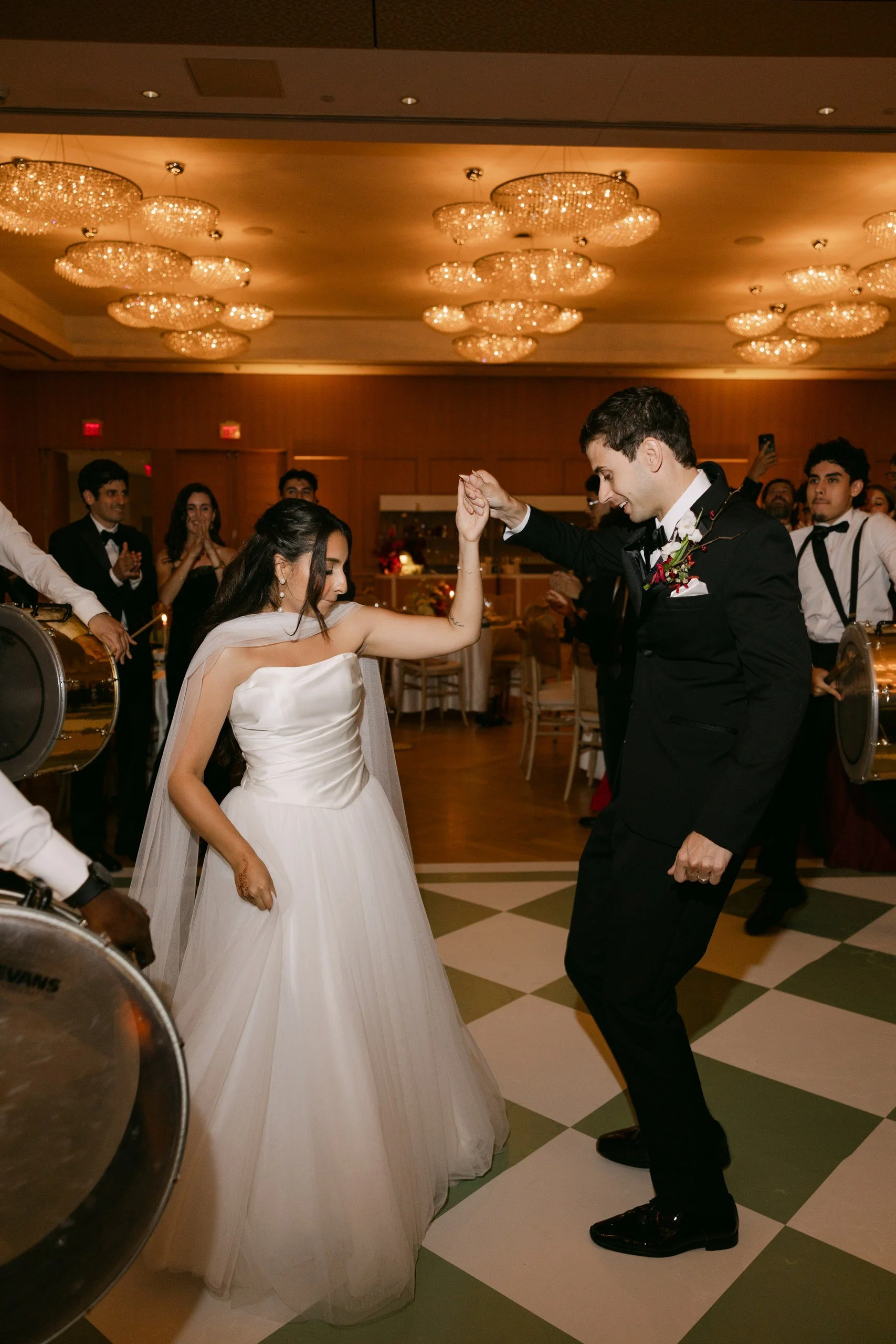 1-1142_resized.jpg