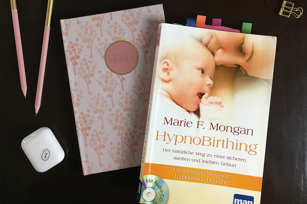hypnobirthing-flatlay.jpg