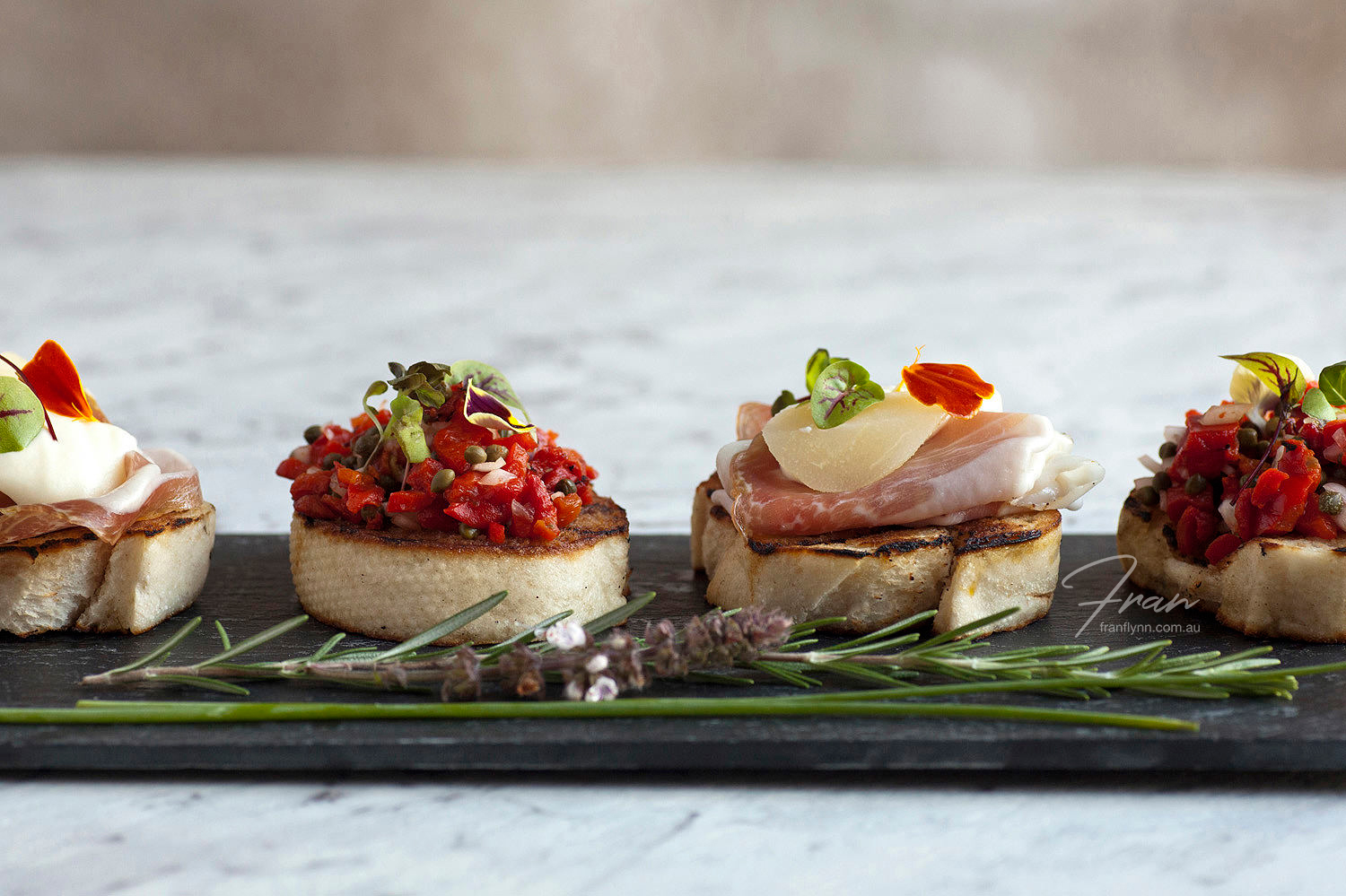 9 different ways to create the best backgrounds for food photography