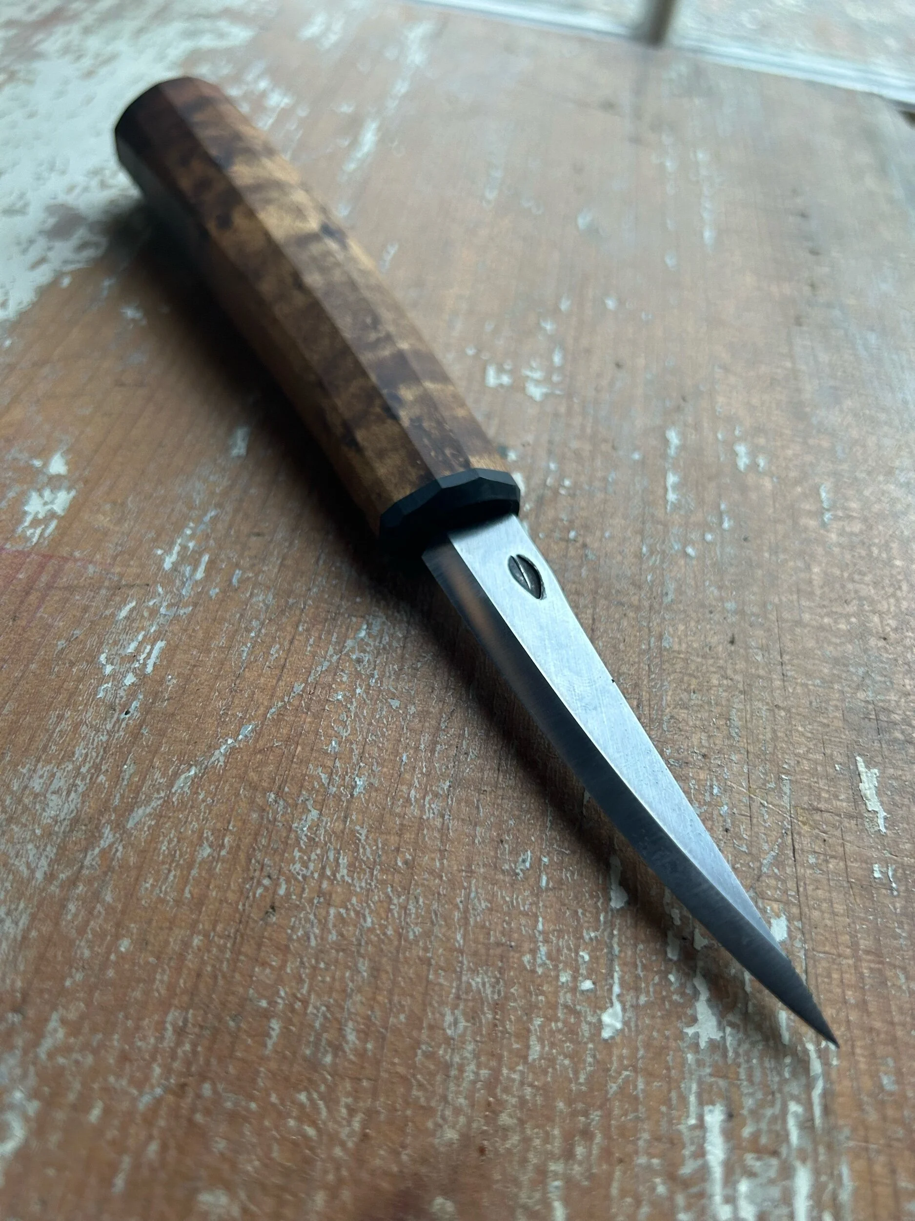 E07E7BD4-AEEE-4815-B897-8E42228B9971