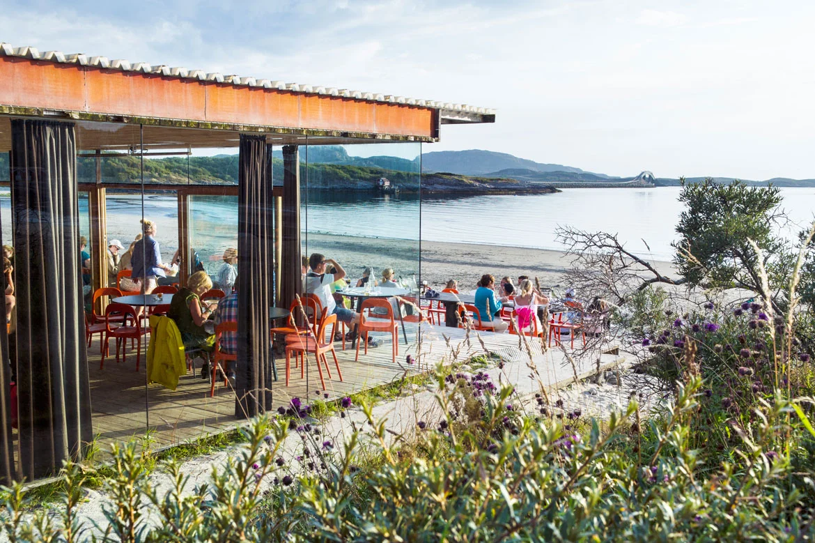 Το Beach Bar κατά τη διάρκεια της ημέρας