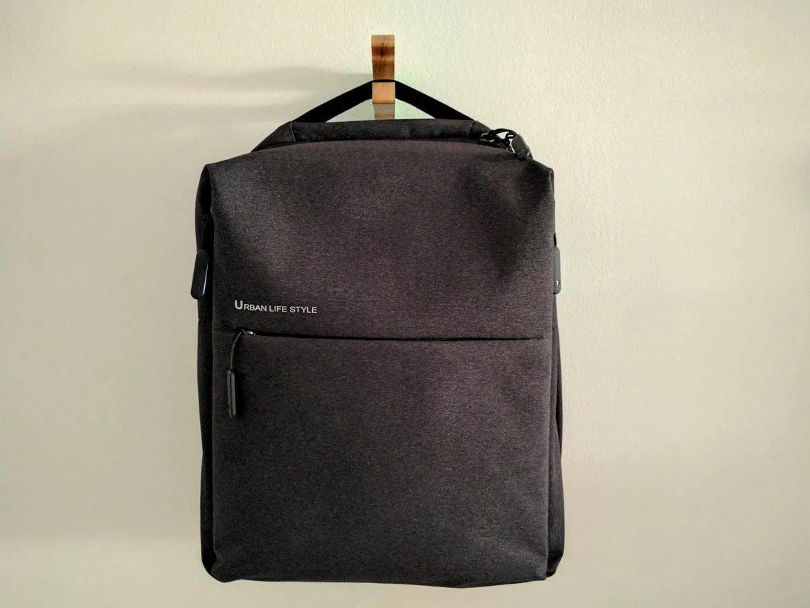 Xiaomi simple urban-style backpack
