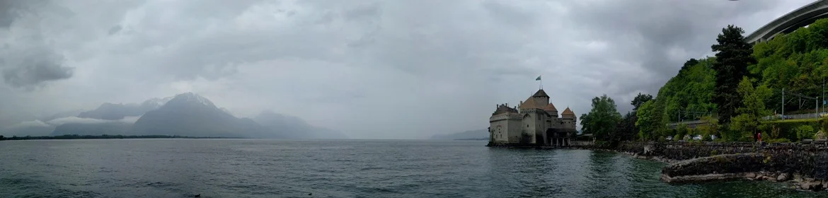 Πανοραμική λήψη του Chateau de Chillon και της λίμνης της Γενεύης