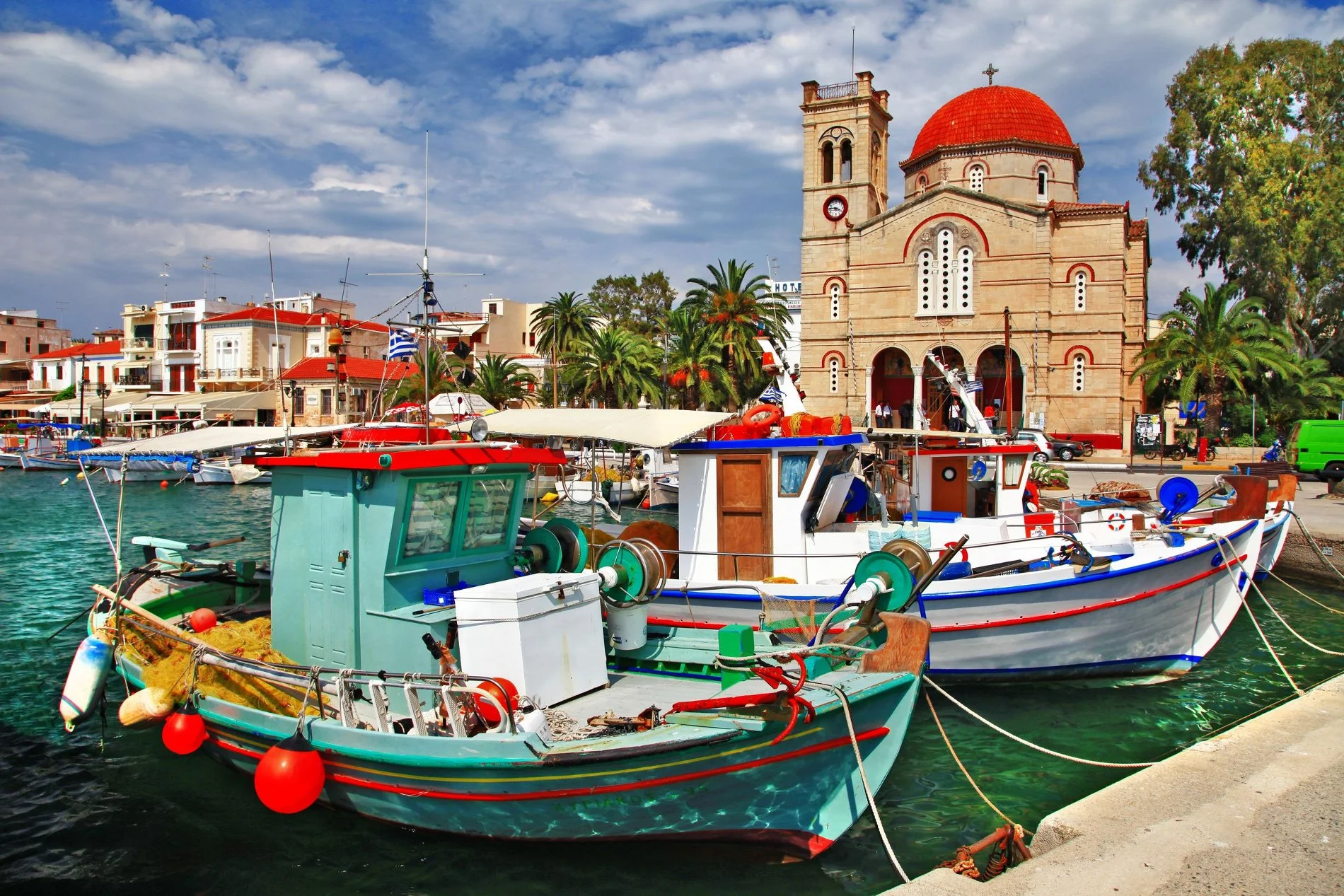 Vivid colors at the Aegina port. Source: Filippis Tours