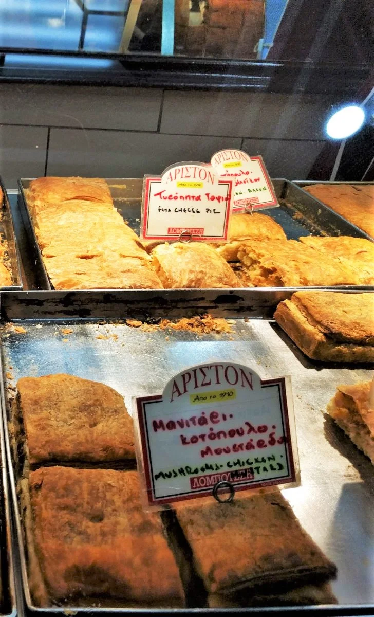Choose Ariston for the best savory pies in Athens! Source: Truevoyagers
