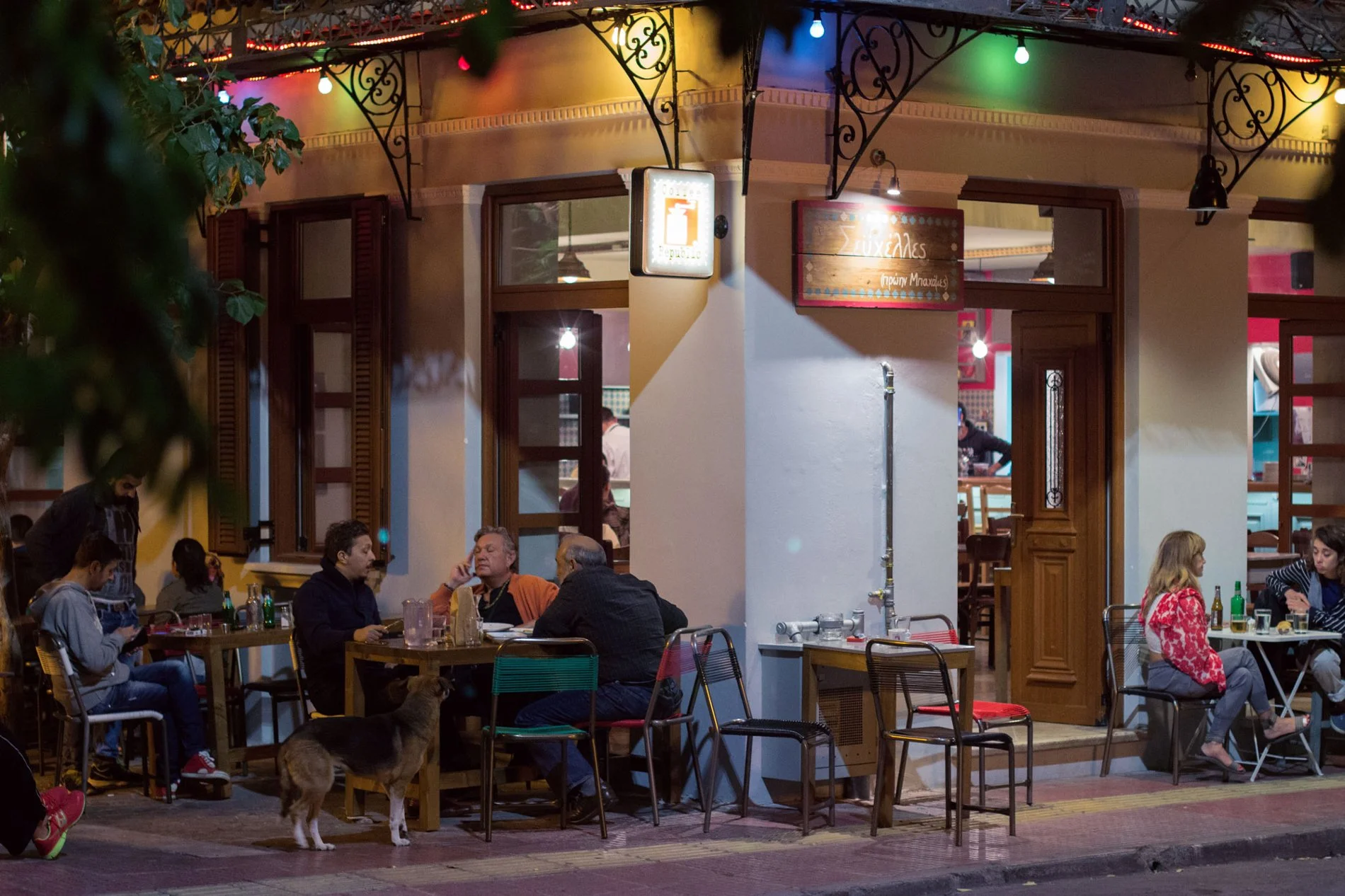 Metaxourgeio or Kerameikos is one of the most vibrant neighborhoods of Athens at night and is ideal for food and drinks at the various bar/restaurants of the area. Source: Alexandros Akrivos, Lifo