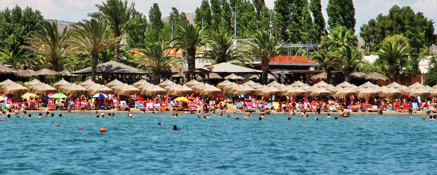 Karavi Schinias beach offers an unparalleled experience for all water-sports and beach-sports enthusiasts as well as for those wishing to just relax in the sun. Source: karavi.gr