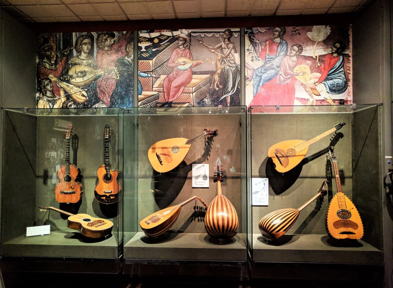 Inside the museum of Greek Folk Musical Instruments, you can find a wide variety of instruments, like bouzoukia and ouds. Source: Truevoyagers