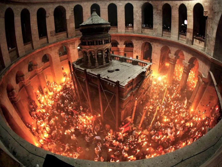 The amazing exhibition Unveiling the Tomb of Christ, a 3-D experience inside the Church of the Holy Sepulchre is being hosted at the Byzantine and Christian Museum of Athens until October 2018. Source: byzantinemuseum.gr