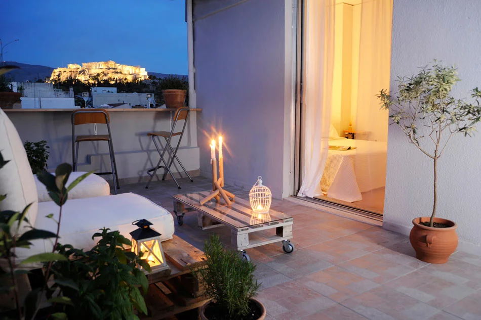 Live in Athens Short Stay Apartments: Fully equipped apartments decorated with style and with views to die for!