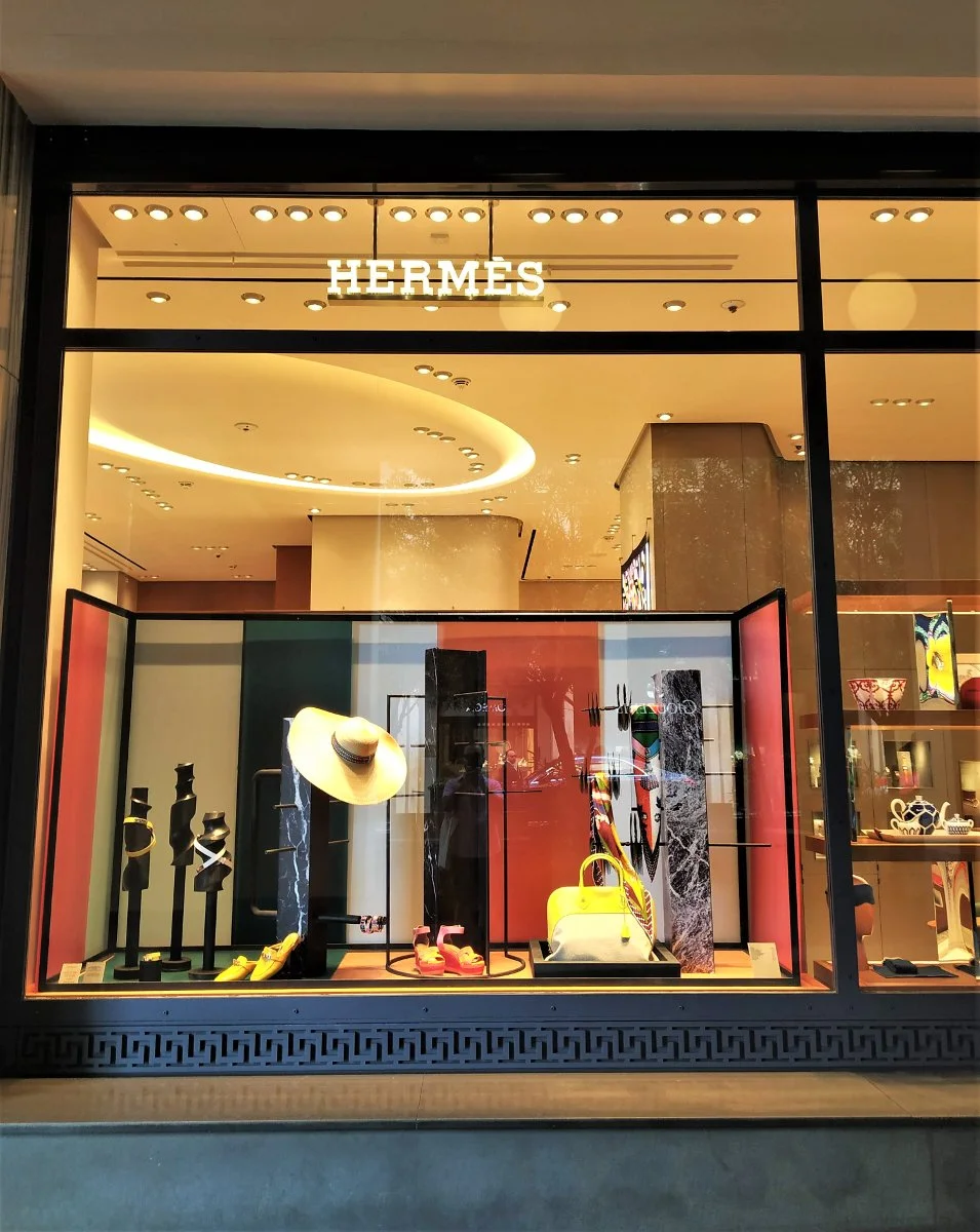 Hermes is just one of the many luxurious shops that visitors and locals can head to while shopping in Kolonaki.