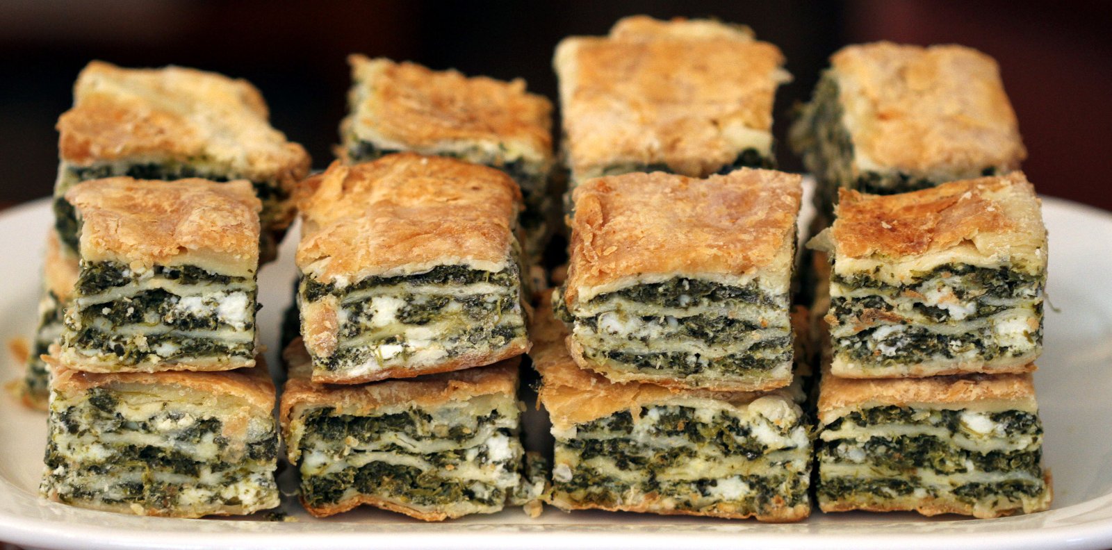 Spanakopita fits perfectly for breakfast, brunch, lunch or dinner!