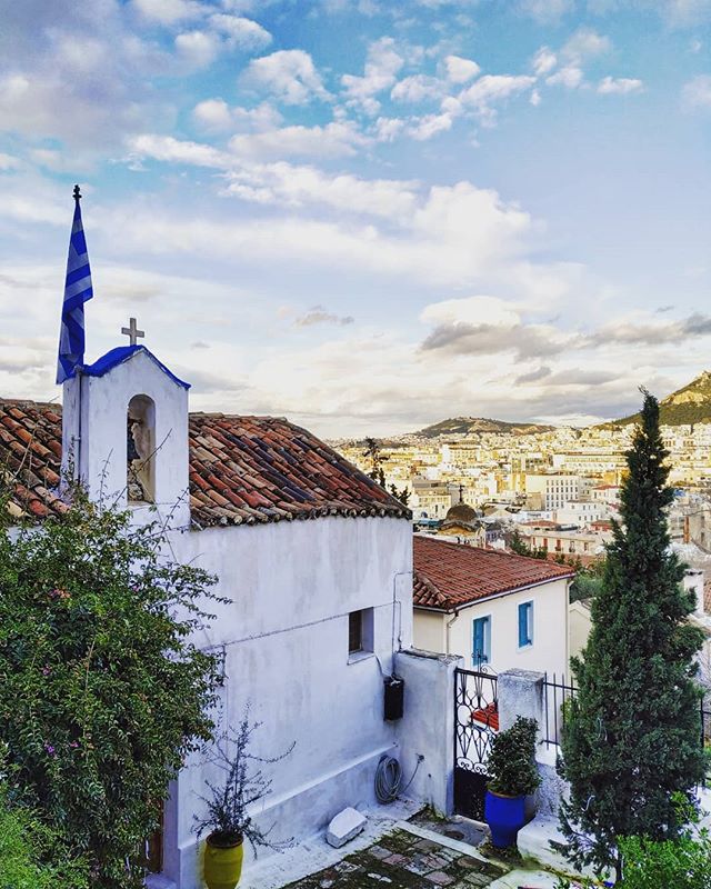 #Athens through our eyes during our 'Athens #Instagram photo tour' 😍
🔹
🔸
🔹
🔸
#athenstours #myathens #visitgreece #ig_greece #ig_europe #thisisathens #trueathens #anafiotika #quaint #wanderlust #greecebygreeks #photooftheday #greekvoyagers #passi