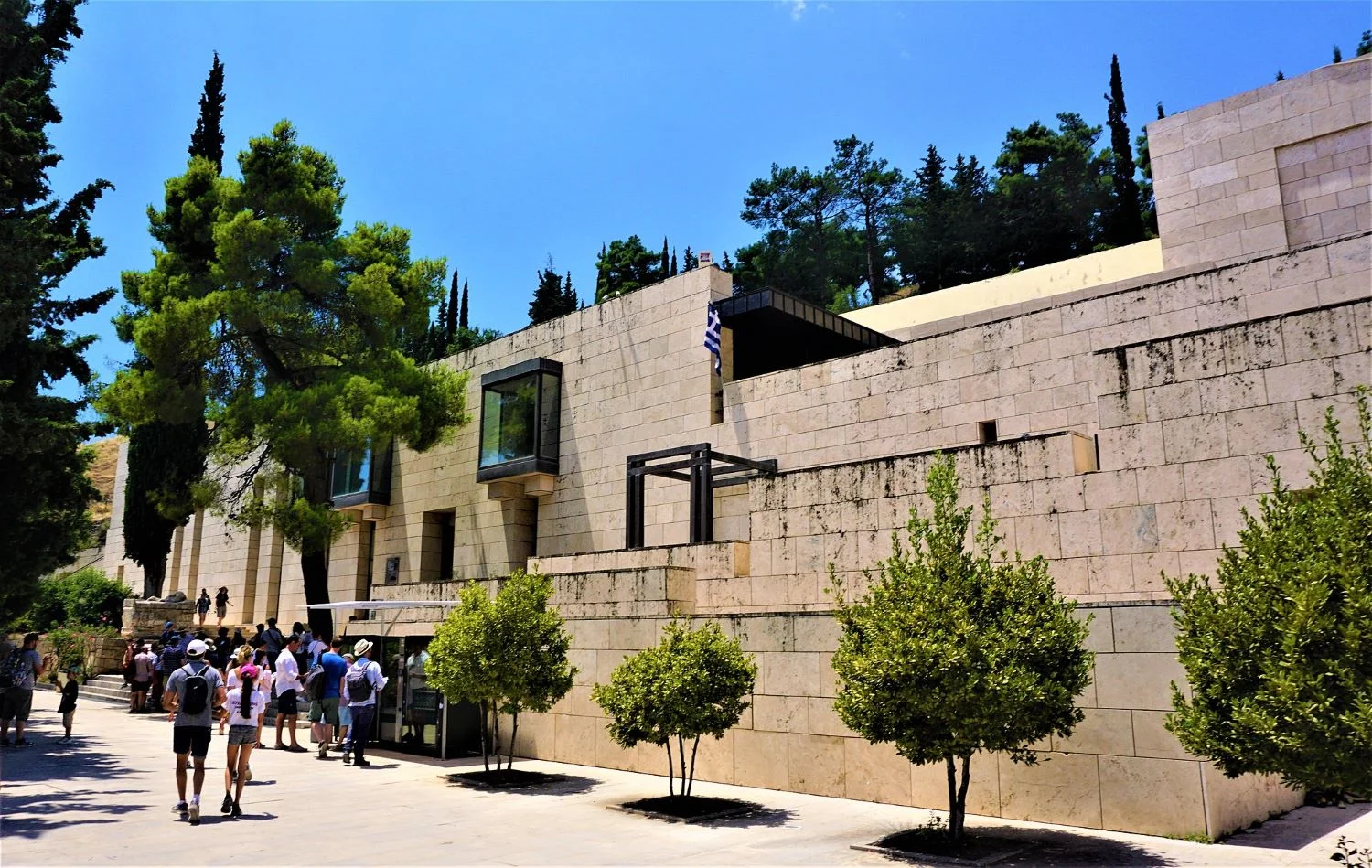 The archaeological museum of Delphi, visited by 700,000 people per year. Photo source: Joyofmuseums (CC BY-SA 4.0)