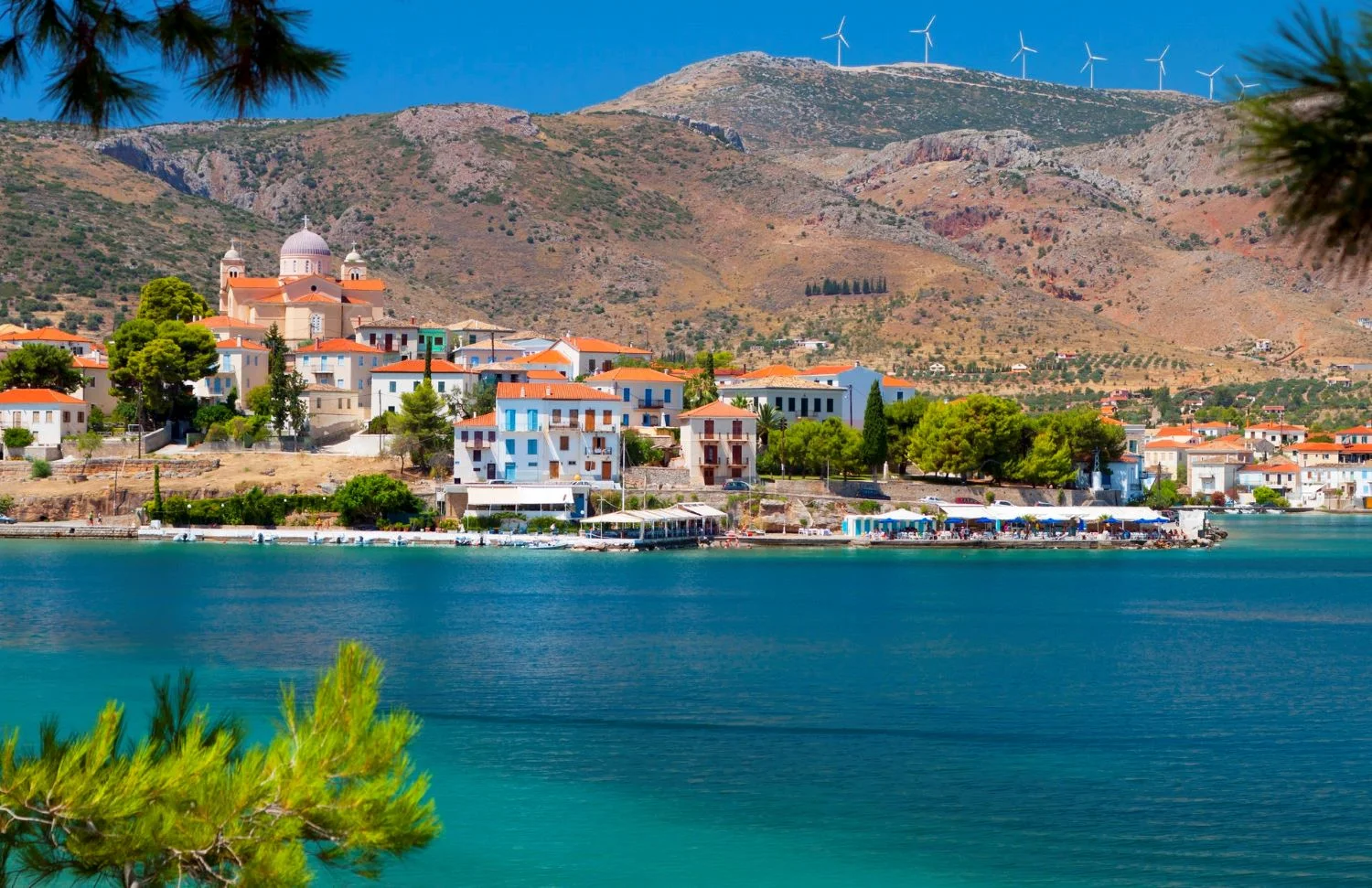 The view of Galaxidi. Source: DiscoverGreece