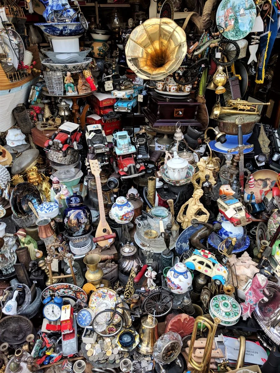 Bargain in Monastiraki’s various thrift stores and buy collector’s items.