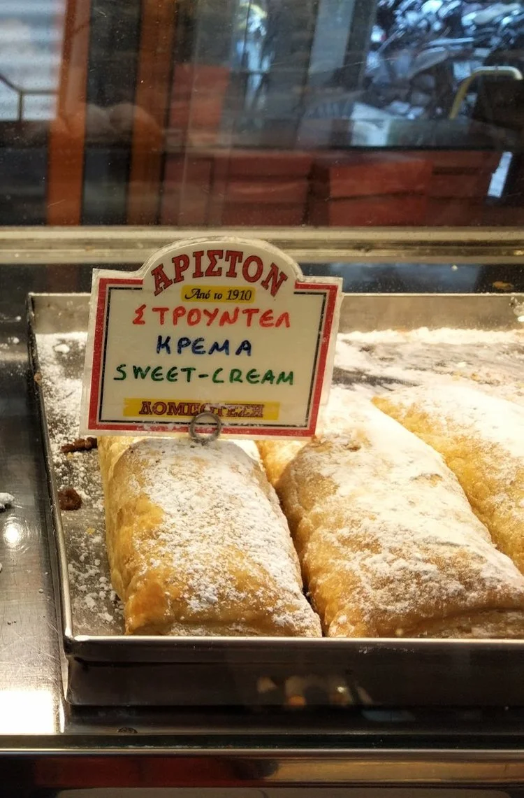 Choose between the apple strudel or the Greek apple pie for your breakfast at Ariston near Syntagma. Source: Truevoyagers