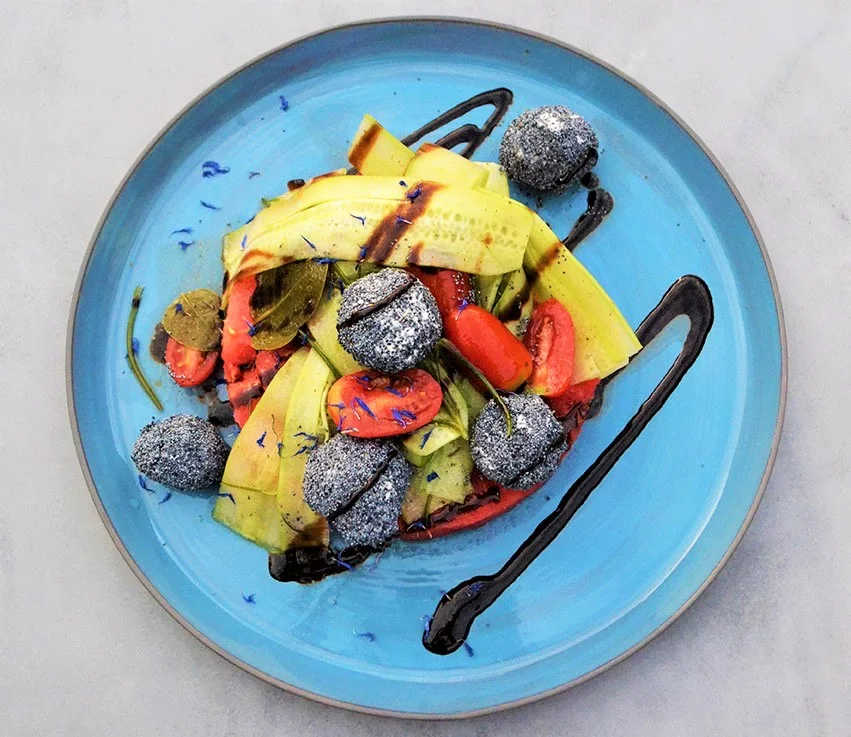 Lefkes in Santorini offer sophisticated dishes with a modern twist. Photo source: Lefkes